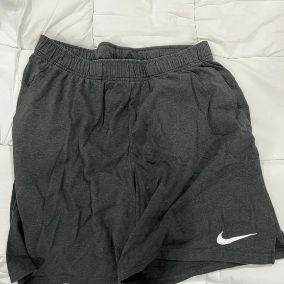 Nike Dri Fit Shorts - Picture 6 of 7